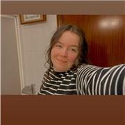 Estudiante de Educación Infantil, con un año de experiencia, imparte clases a nivel de primaria presencial